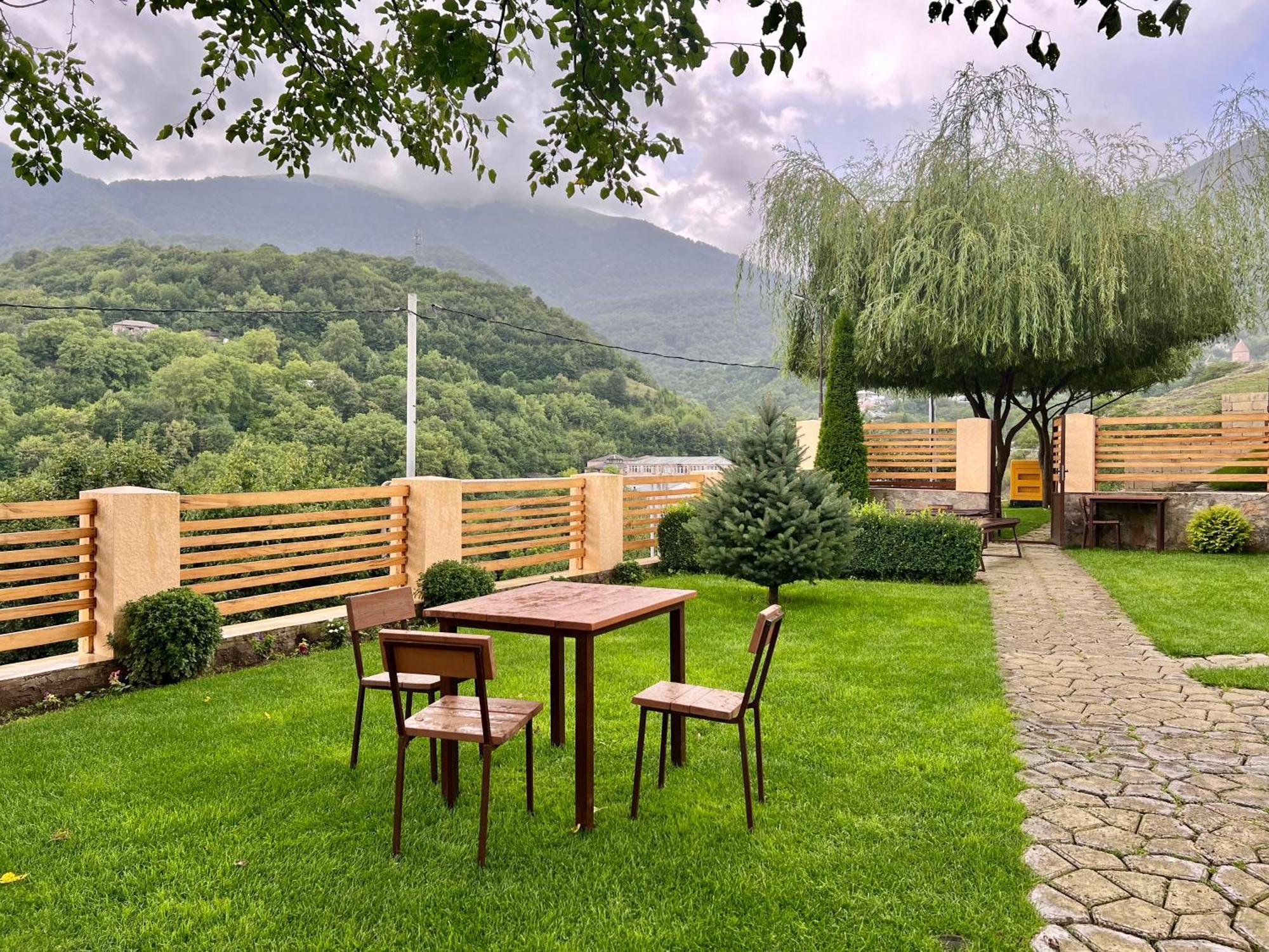 Dilivita Rest House Dilijan Esterno foto